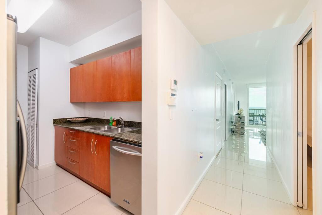 4Br Penthouse With Oceanview At Brickell, Free Parking Appartement Miami Buitenkant foto